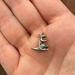 Vintage 925 Sterling Silver Kangaroo with Joey 3D Pendant Bracelet Charm